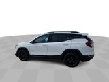 Used 2022 GMC Terrain AT4 image 6