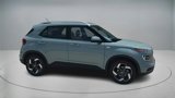 New 2025 Hyundai Venue Limited image 2