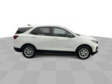 Used 2022 Chevrolet Equinox LS w/ LS Convenience Package image 5