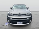 Used 2017 Kia Soul + image 2