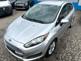 Used 2015 Ford Fiesta SE image 2