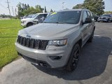 Used 2020 Jeep Grand Cherokee Laredo image 3