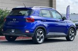 Used 2023 Hyundai Venue SEL image 5