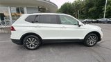 Used 2019 Volkswagen Tiguan SE w/ Panoramic Sunroof Package image 5