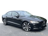 Used 2022 Volvo S60 B5 Inscription image 2