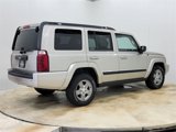 Used 2008 Jeep Commander Sport image 5