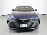 Used 2020 Toyota Avalon Limited image 2