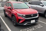 Certified 2022 Volkswagen Taos SE image 2