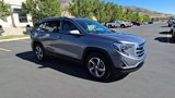 Used 2021 GMC Terrain SLT image 3