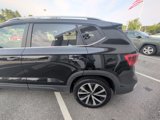Used 2022 Volkswagen Taos SE image 4