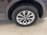 Used 2020 Volkswagen Tiguan S image 6