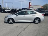 Used 2020 Toyota Corolla LE image 2