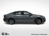 Used 2023 Volkswagen Jetta SE w/ Panoramic Sunroof Package image 2