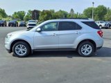 Used 2017 Chevrolet Equinox LT w/ Convenience Package image 2