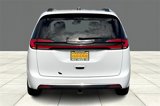 Used 2022 Chrysler Pacifica Touring-L image 5