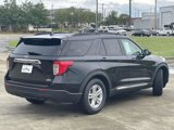Certified 2021 Ford Explorer XLT image 3