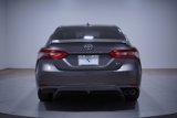 Used 2019 Toyota Camry SE image 5