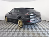 Certified 2023 Porsche Cayenne Platinum Edition image 6