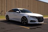 Used 2019 Honda Accord Sport image 2