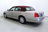Used 2003 Lincoln Town Car Executive image 4