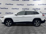 Used 2019 Jeep Cherokee Limited w/ Technology Group image 2