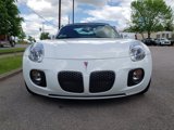 Used 2009 Pontiac Solstice GXP w/ Club Sport Package image 2