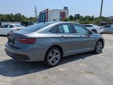Used 2024 Volkswagen Jetta SE image 3