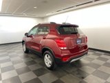 Certified 2022 Chevrolet Trax LT w/ LT Convenience Package image 3