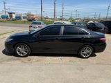 Used 2017 Toyota Camry SE image 6