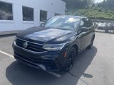 Certified 2022 Volkswagen Tiguan SE R-Line image 3