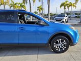 Used 2017 Toyota RAV4 LE image 2