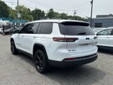 Used 2023 Jeep Grand Cherokee L Laredo image 5