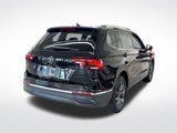 Used 2023 Volkswagen Tiguan SE image 5