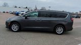 Used 2022 Chrysler Voyager LX image 5