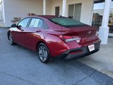 Used 2024 Hyundai Elantra SEL image 3