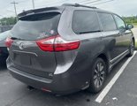 Used 2018 Toyota Sienna LE image 3