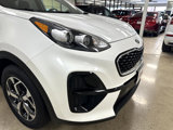 Used 2022 Kia Sportage LX image 3