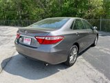 Used 2015 Toyota Camry SE image 3