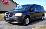 Used 2019 Dodge Grand Caravan SXT image 2