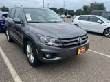 Used 2015 Volkswagen Tiguan SE image 2