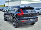 Certified 2022 Volvo XC40 T4 R-Design w/ Advanced Package image 5