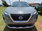 Used 2023 Nissan Rogue Platinum image 2