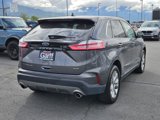 Used 2022 Ford Edge Titanium image 3