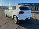 Used 2022 Hyundai Venue SE image 4