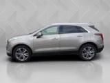 Used 2022 Cadillac XT5 Premium Luxury w/ Technology Package image 2