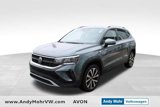 Used 2023 Volkswagen Taos SE image 3