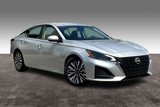 Used 2023 Nissan Altima 2.5 SV image 3