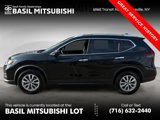 Used 2020 Nissan Rogue SV image 2