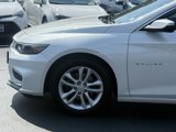 Used 2018 Chevrolet Malibu LT image 2