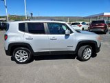 Used 2017 Jeep Renegade Latitude image 2